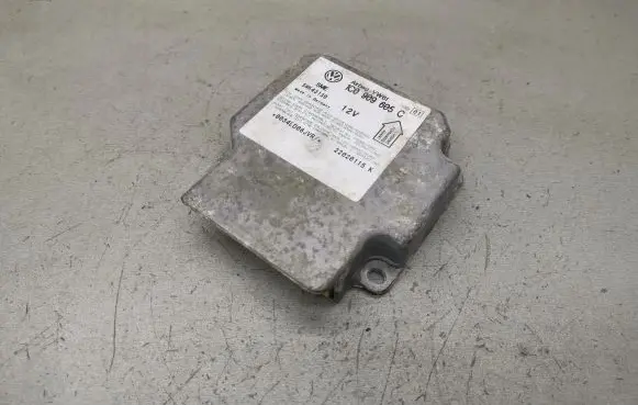 Volkswagen PASSAT B5 Airbag control unit/module 1C0909605C