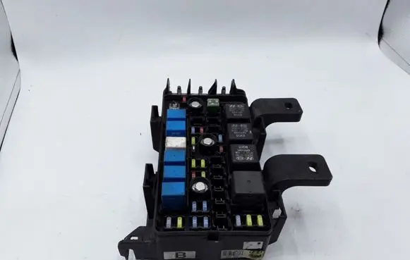 Hyundai Sonata Fuse module 919503K540 00686507