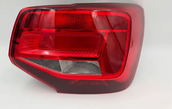 Audi Q2 - Rear/tail lights 81A945070 LP300
