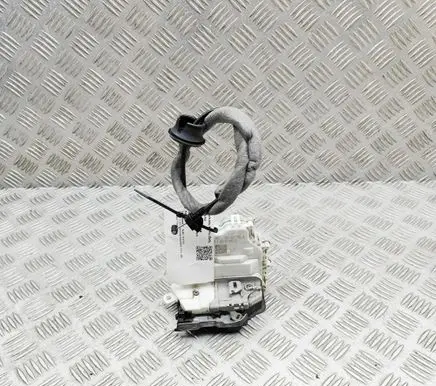Audi TT TTS RS Mk3 8S Front door lock 8X2837015B