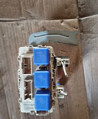 Nissan X-Trail T30 Fuse module