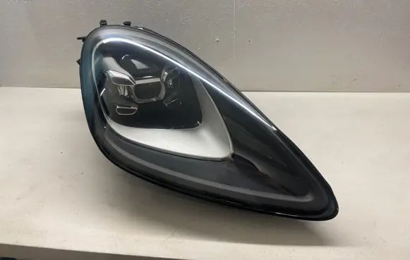 Porsche Cayenne (9Y0 9Y3) Headlight/headlamp 9Y0941034AH 1EX2295 T9Y0033