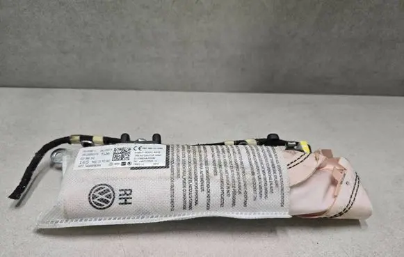 Seat Leon (5F) Seat airbag 5G0880242 34124986D 1081256881678