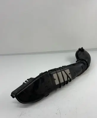 Land Rover Discovery 5 Air intake duct part HY329H706