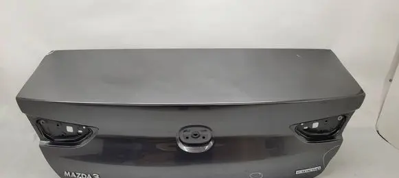 Mazda 3 Tailgate/trunk/boot lid 