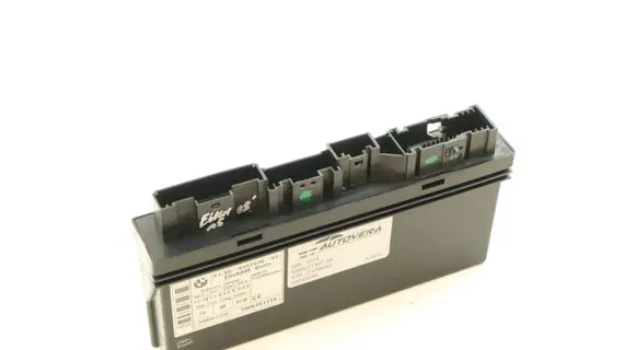 BMW 5 E60 E61 Comfort/convenience module 9151516 S85B50A 5WK49111A