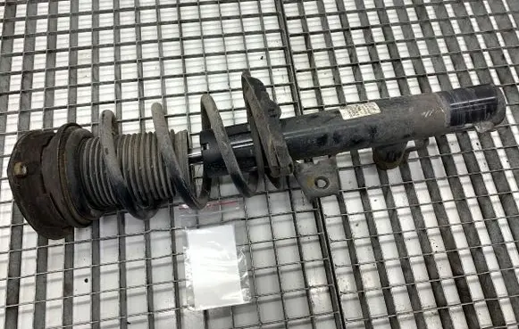 Seat Leon (5F) Front shock absorber/damper 5Q0413031FM