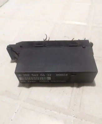 Mercedes-Benz C W202 Comfort/convenience module 2025420432 350065