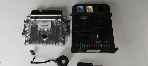 Citroen C5 Engine ECU kit and lock set 9663548180 966405908001