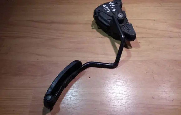 Renault Vel Satis Accelerator throttle pedal 8200004938