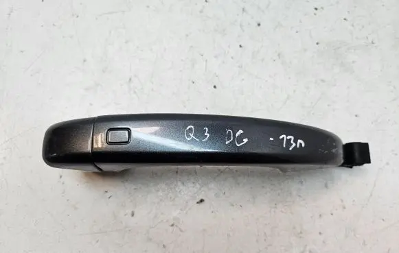 Audi Q3 8U Rear door exterior handle 8T0837205A