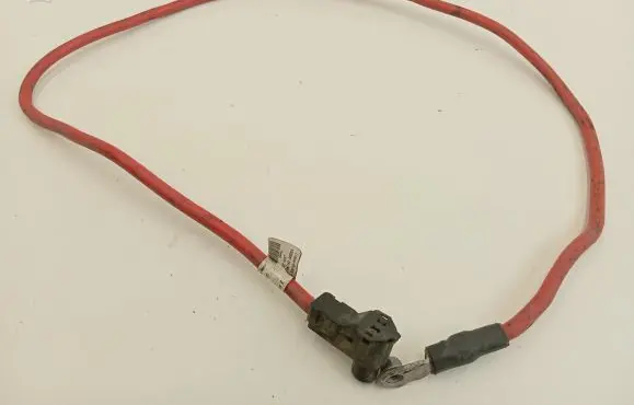Mercedes-Benz C AMG W205 Positive cable (battery) 3220304