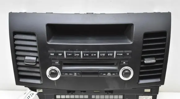 Mitsubishi Lancer VIII Radio/CD/DVD/GPS head unit