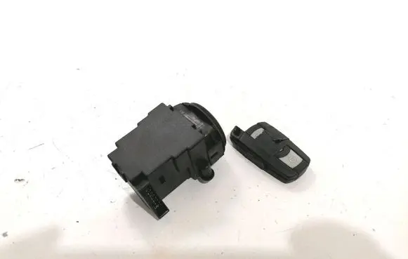 BMW 5 E60 E61 Ignition lock 695472210