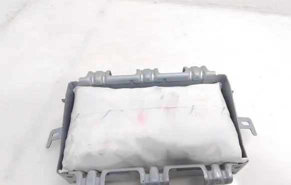 Mazda CX-30 Passenger airbag DEK5001 0589P10031 0589P1000918