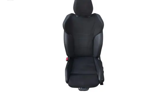 BMW 2 Active Tourer U06 Front driver seat 
