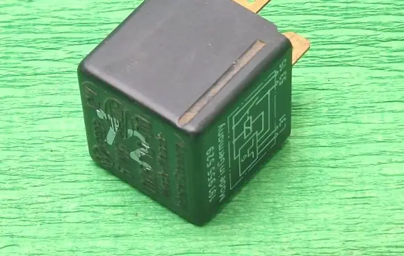Volkswagen Golf III Other relay 191955529 5315