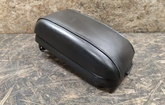 Hyundai XG Armrest