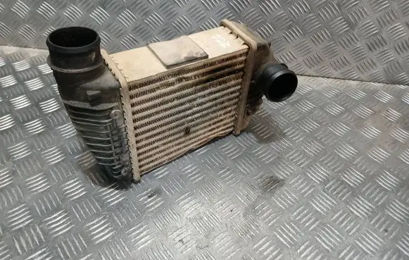 Audi A6 S6 C6 4F Intercooler radiator