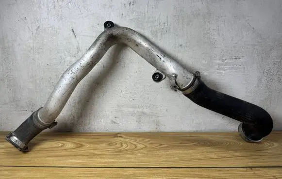 Volkswagen Golf VI Intercooler hose/pipe 1K0145762T 1K0145832F L21672C