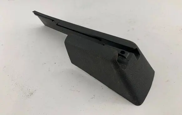 Audi Q7 4L Sliding door rail trim 7L0881478