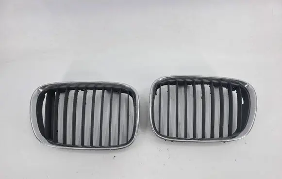 BMW 5 E39 Front grill 