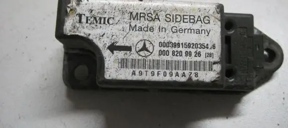 Mercedes-Benz E W211 Airbag deployment crash/impact sensor 0008209926