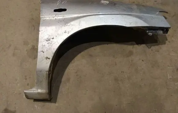 Mazda Demio Fender 