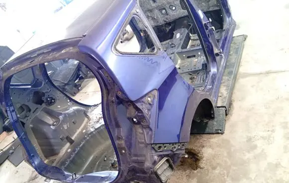 Nissan Note (E12) Rear quarter panel 
