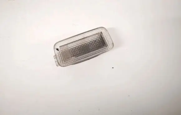 Toyota Avensis T270 Other interior light 8133005050 81330-05050