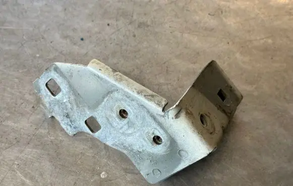 Renault Captur Other engine bay part 641819714R
