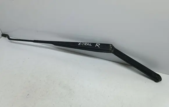 Nissan X-Trail T30 Front wiper blade arm B46LA