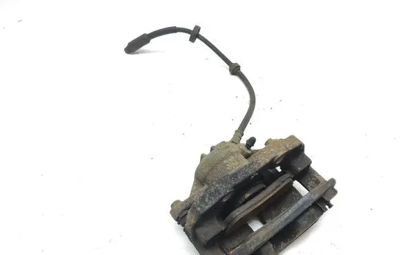 Peugeot 2008 I Front brake caliper