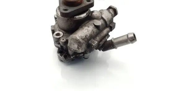 BMW 3 E90 E91 Power steering pump 6768155 32416768155
