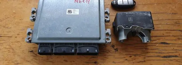 Nissan Qashqai Engine control unit/module S180193103A 237104EA0B