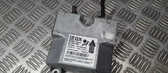 Opel Zafira B Airbag control unit/module 13246046 327963935