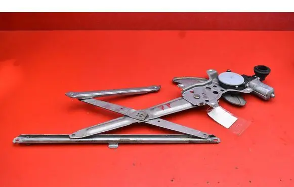 Suzuki Swift I Front door window regulator with motor