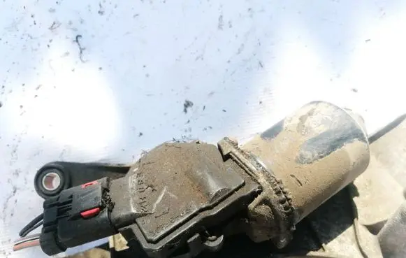 Chrysler Pacifica Wiper motor