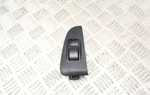 Toyota Avensis T250 Electric window control switch 7427105020