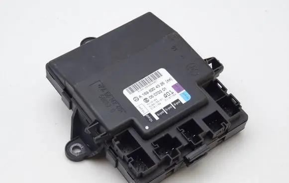 Mercedes-Benz A W169 Door control unit/module A1698204326