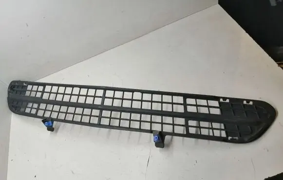 Chevrolet Cruze Front bumper upper radiator grill 95088063