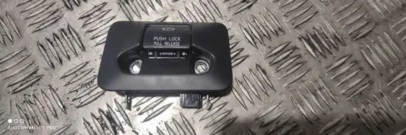 Volvo S60 Hand parking brake switch 31334637