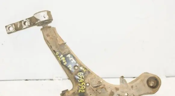 Nissan Primera Front lower control arm/wishbone 54501AV605