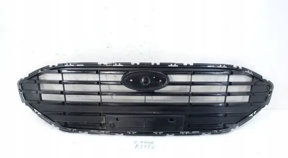 Ford Fiesta ACC Distronic radar sensor grill/trim 