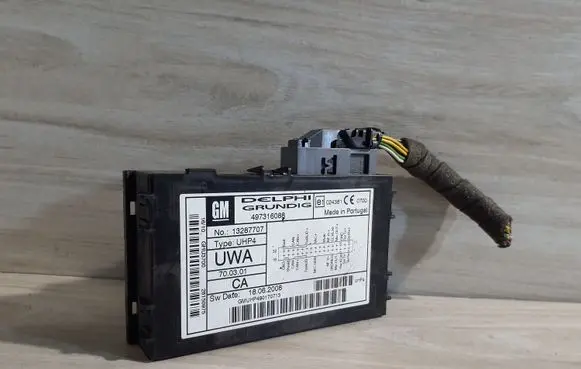 Opel Zafira B Sound amplifier 13287707