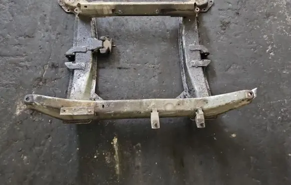 Peugeot 305 Front axle beam IMPRK1395021