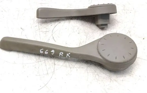 Renault Laguna II Seat adjustment handle 