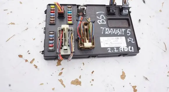 Ford Focus Fuse module 14A073