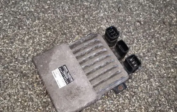 Toyota Corolla Verso E121 Fuel injection control unit/module 8987120070 1310001371
