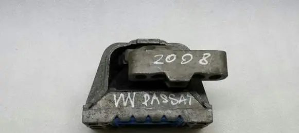 Volkswagen PASSAT B6 Engine mount bracket 1K0199262